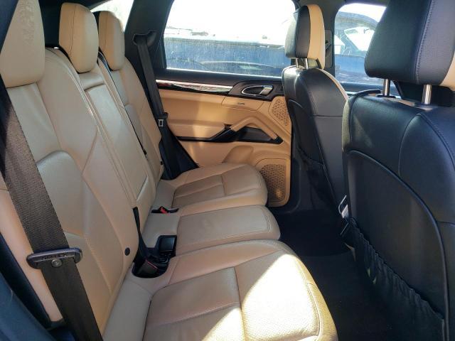 Photo 10 VIN: WP1AA2A28ELA93688 - PORSCHE CAYENNE 