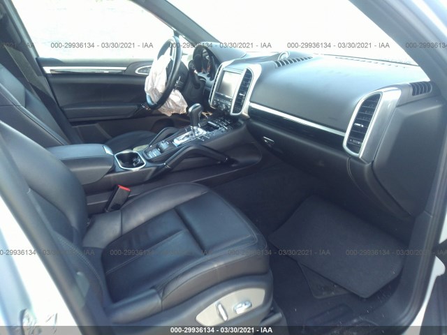 Photo 4 VIN: WP1AA2A28GLA04351 - PORSCHE CAYENNE 