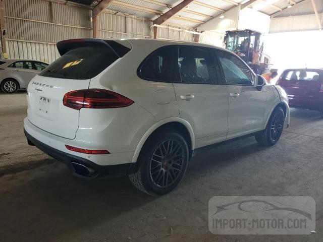 Photo 2 VIN: WP1AA2A28HKA84547 - PORSCHE CAYENNE 