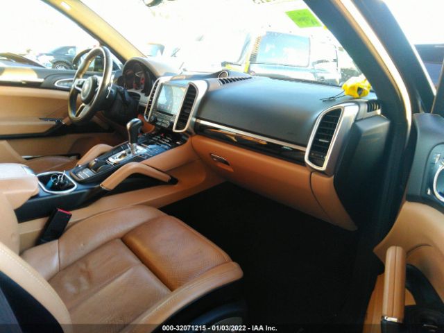 Photo 4 VIN: WP1AA2A28HKA87898 - PORSCHE CAYENNE 