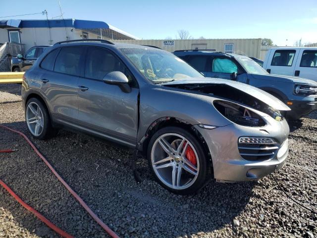 Photo 3 VIN: WP1AA2A29CLA04255 - PORSCHE CAYENNE 