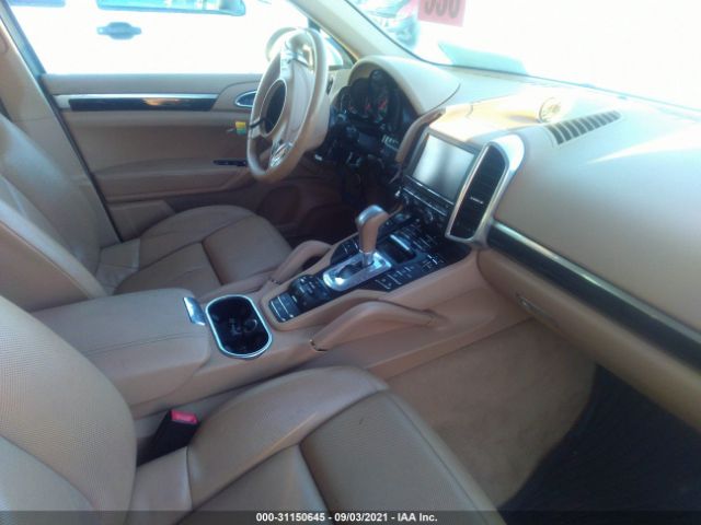 Photo 4 VIN: WP1AA2A29CLA08807 - PORSCHE CAYENNE 