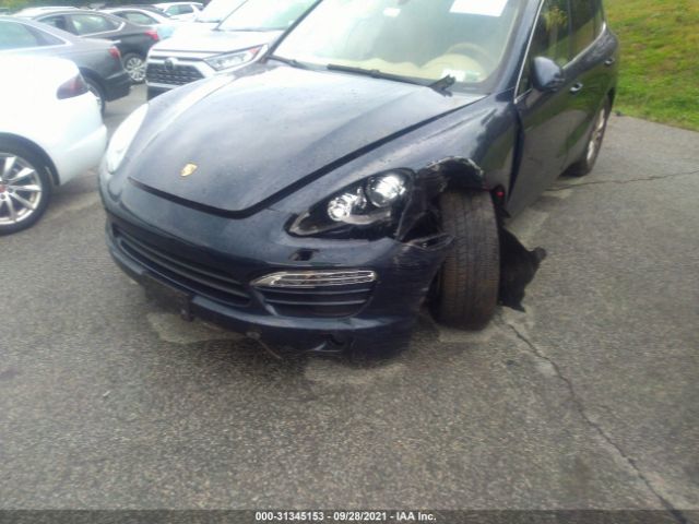 Photo 5 VIN: WP1AA2A29CLA12632 - PORSCHE CAYENNE 