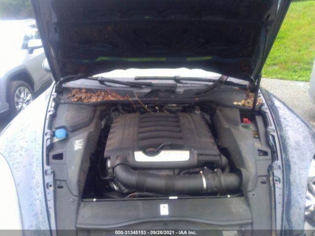 Photo 9 VIN: WP1AA2A29CLA12632 - PORSCHE CAYENNE 