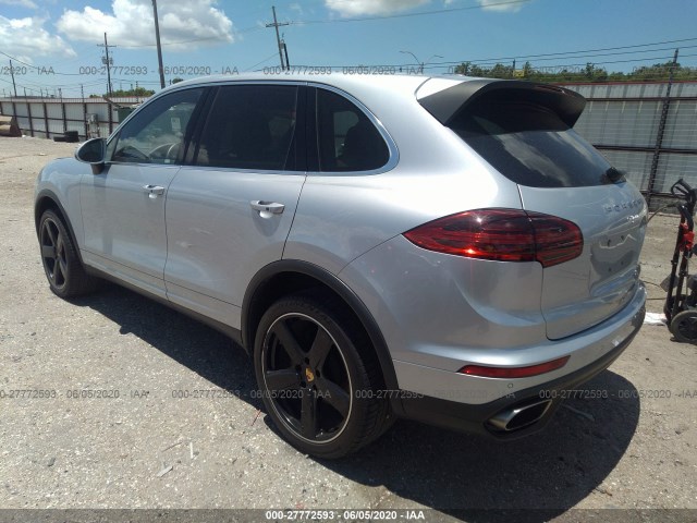 Photo 2 VIN: WP1AA2A29GKA09550 - PORSCHE CAYENNE 