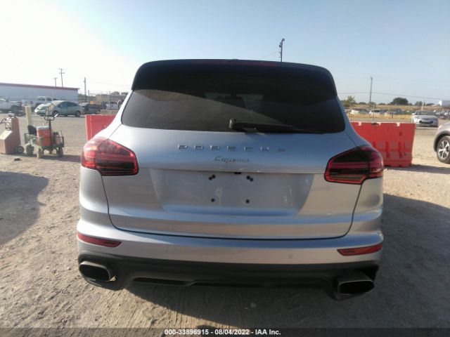 Photo 5 VIN: WP1AA2A29GLA10689 - PORSCHE CAYENNE 