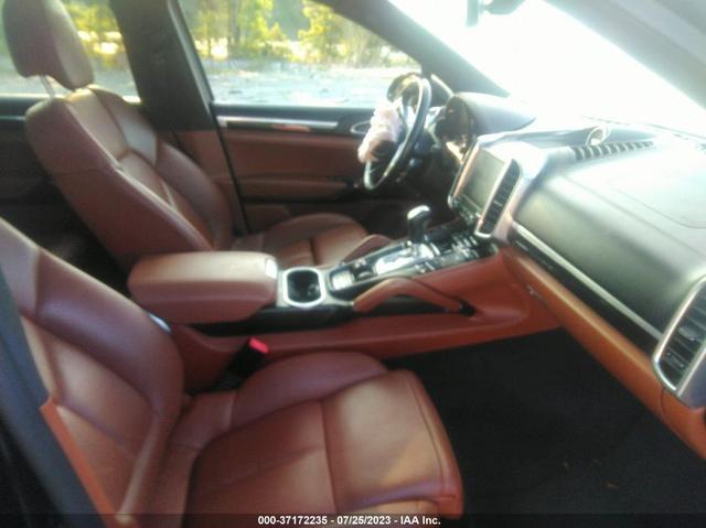 Photo 4 VIN: WP1AA2A29HKA81222 - PORSCHE CAYENNE 