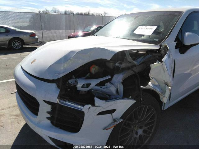 Photo 5 VIN: WP1AA2A29HKA86131 - PORSCHE CAYENNE 