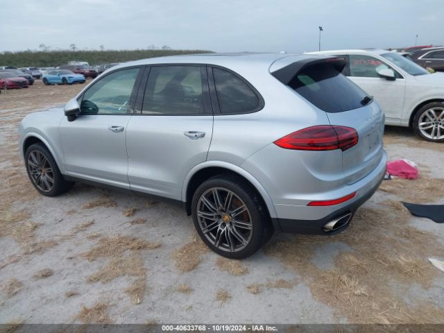 Photo 2 VIN: WP1AA2A29JKA02122 - PORSCHE CAYENNE 