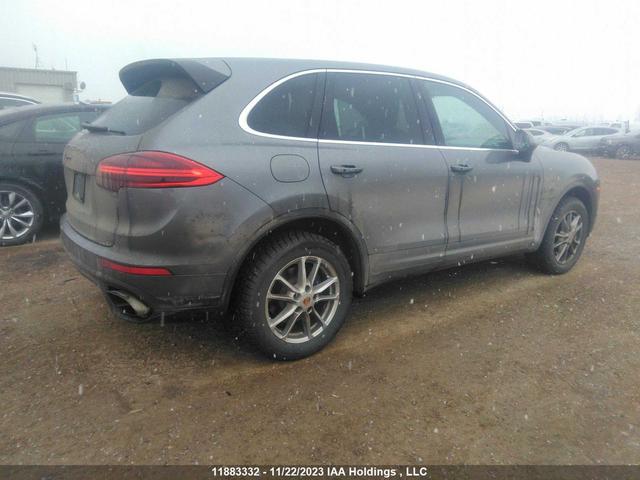 Photo 3 VIN: WP1AA2A29JKA04971 - PORSCHE CAYENNE 