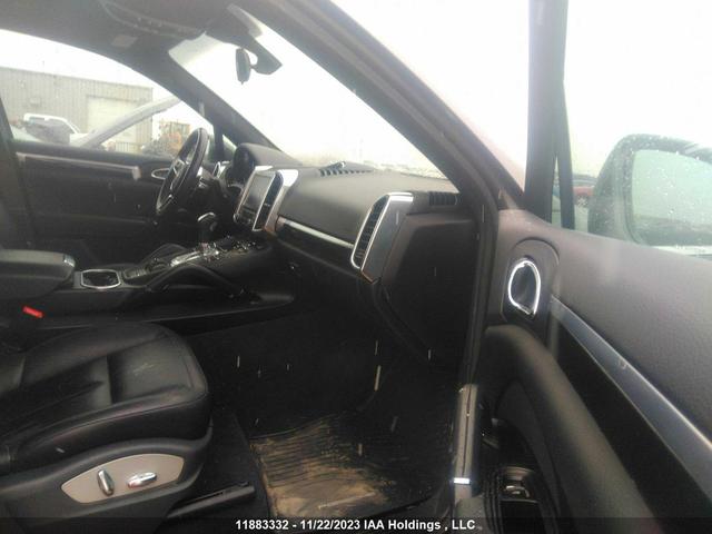 Photo 4 VIN: WP1AA2A29JKA04971 - PORSCHE CAYENNE 