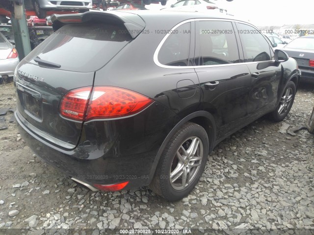 Photo 3 VIN: WP1AA2A2XCLA00778 - PORSCHE CAYENNE 