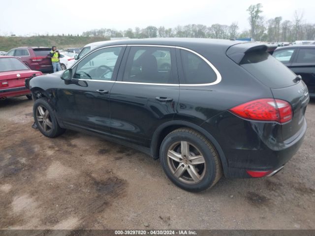 Photo 2 VIN: WP1AA2A2XCLA03745 - PORSCHE CAYENNE 