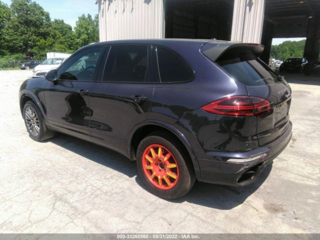 Photo 2 VIN: WP1AA2A2XJKA00329 - PORSCHE CAYENNE 