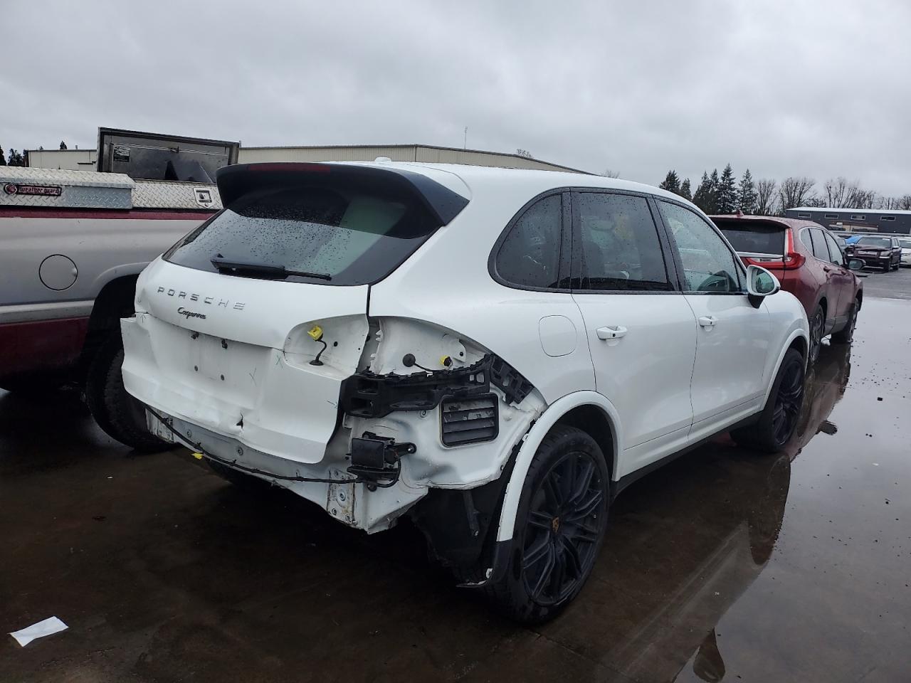 Photo 2 VIN: WP1AA2A2XJKA02081 - PORSCHE CAYENNE 