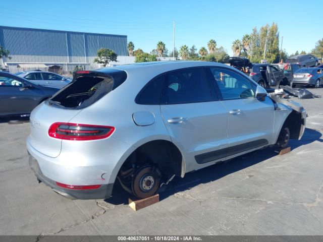 Photo 3 VIN: WP1AA2A50HLB04925 - PORSCHE MACAN 