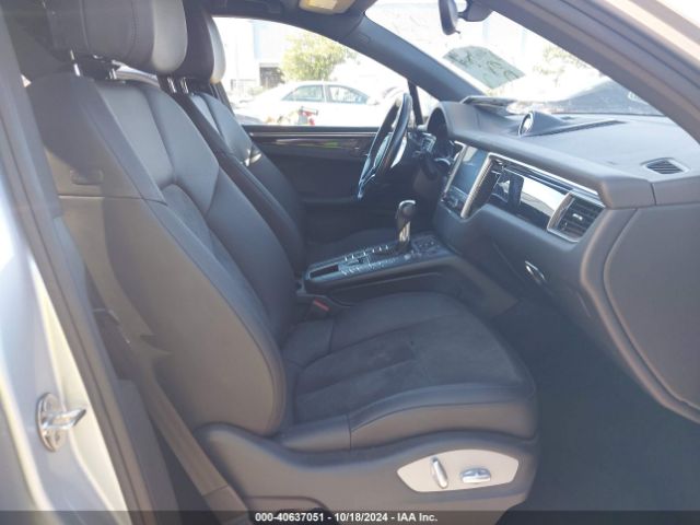 Photo 4 VIN: WP1AA2A50HLB04925 - PORSCHE MACAN 