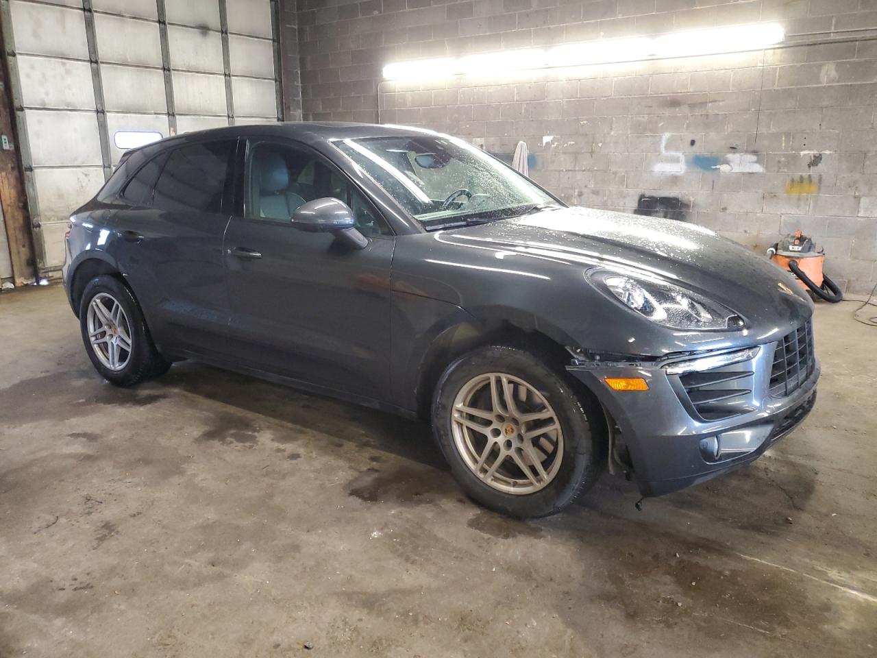 Photo 3 VIN: WP1AA2A50HLB08490 - PORSCHE MACAN 