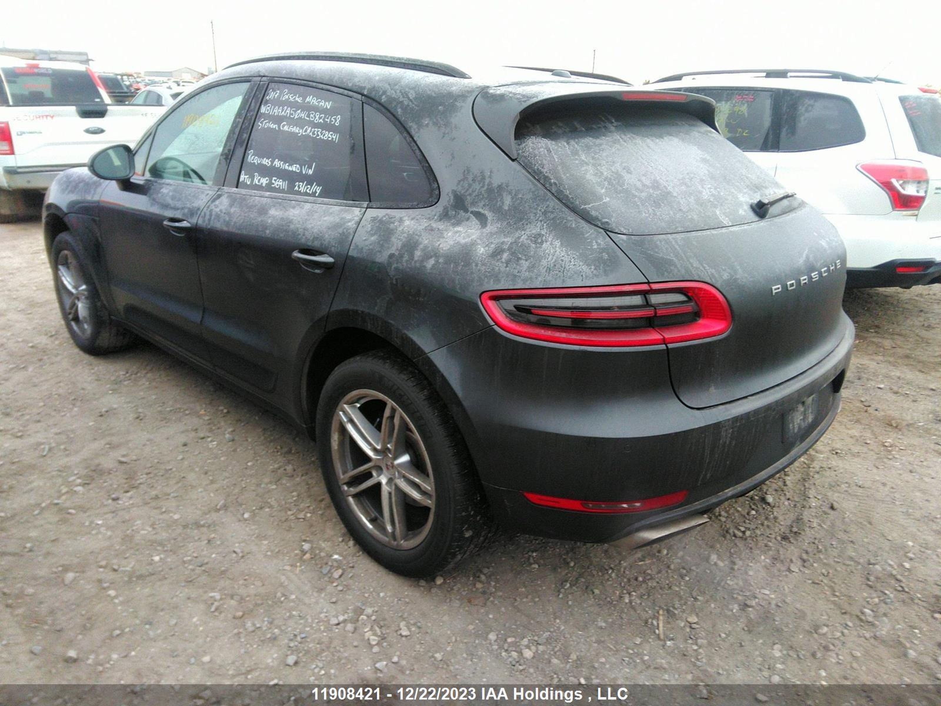 Photo 2 VIN: WP1AA2A50HLB82458 - PORSCHE MACAN 