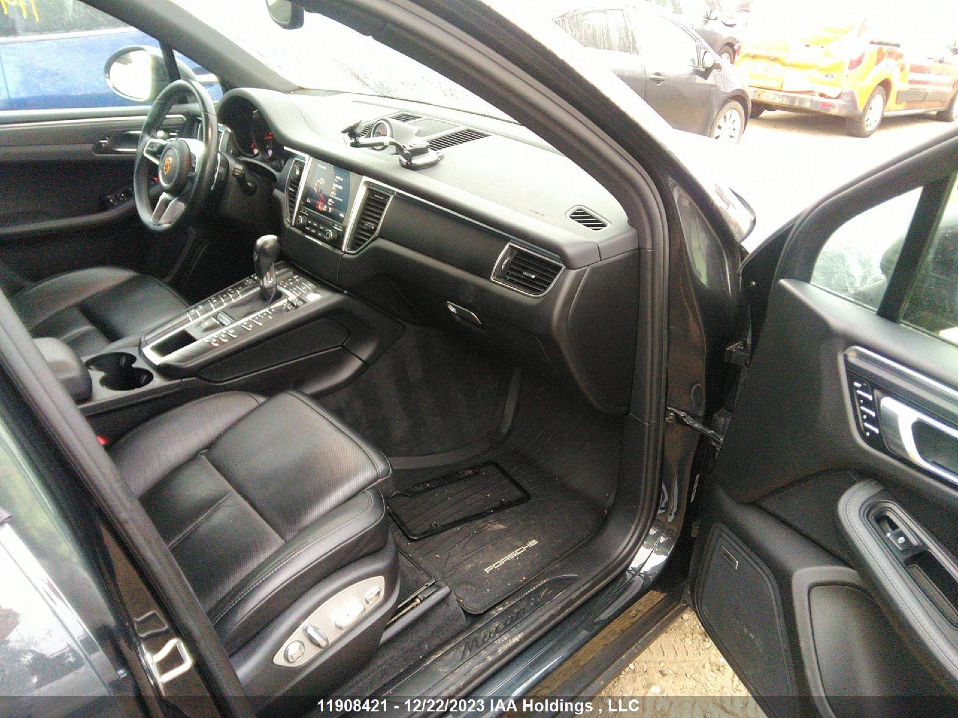 Photo 4 VIN: WP1AA2A50HLB82458 - PORSCHE MACAN 