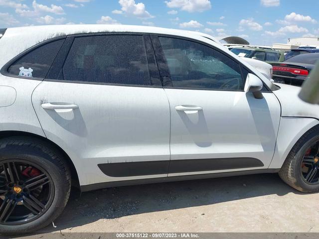 Photo 12 VIN: WP1AA2A50HLB82735 - PORSCHE MACAN 