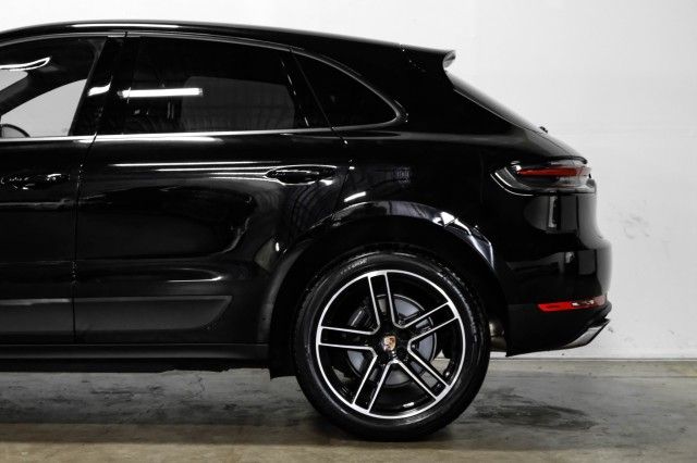 Photo 9 VIN: WP1AA2A50LLB14413 - PORSCHE MACAN 