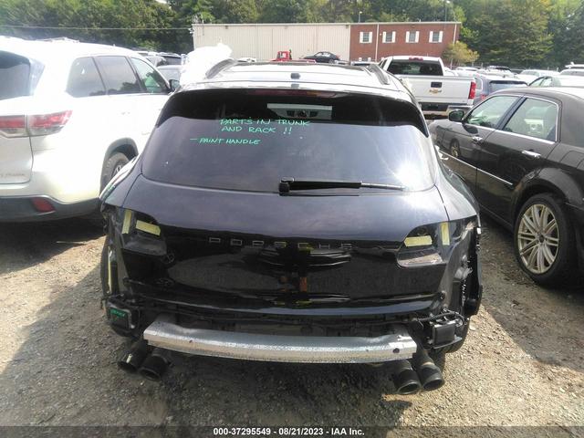 Photo 15 VIN: WP1AA2A51JLB16717 - PORSCHE MACAN 