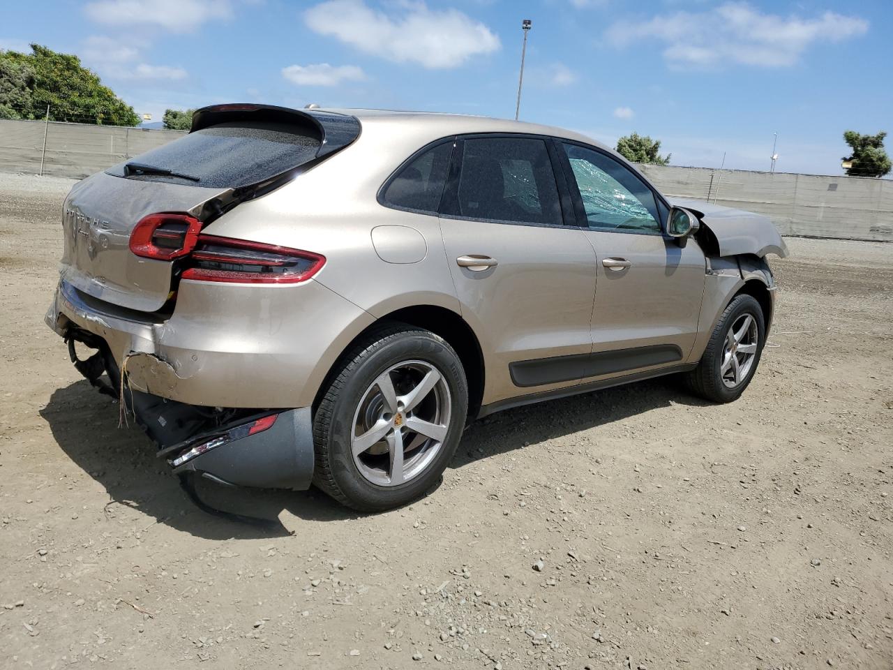 Photo 2 VIN: WP1AA2A52HLB02934 - PORSCHE MACAN 