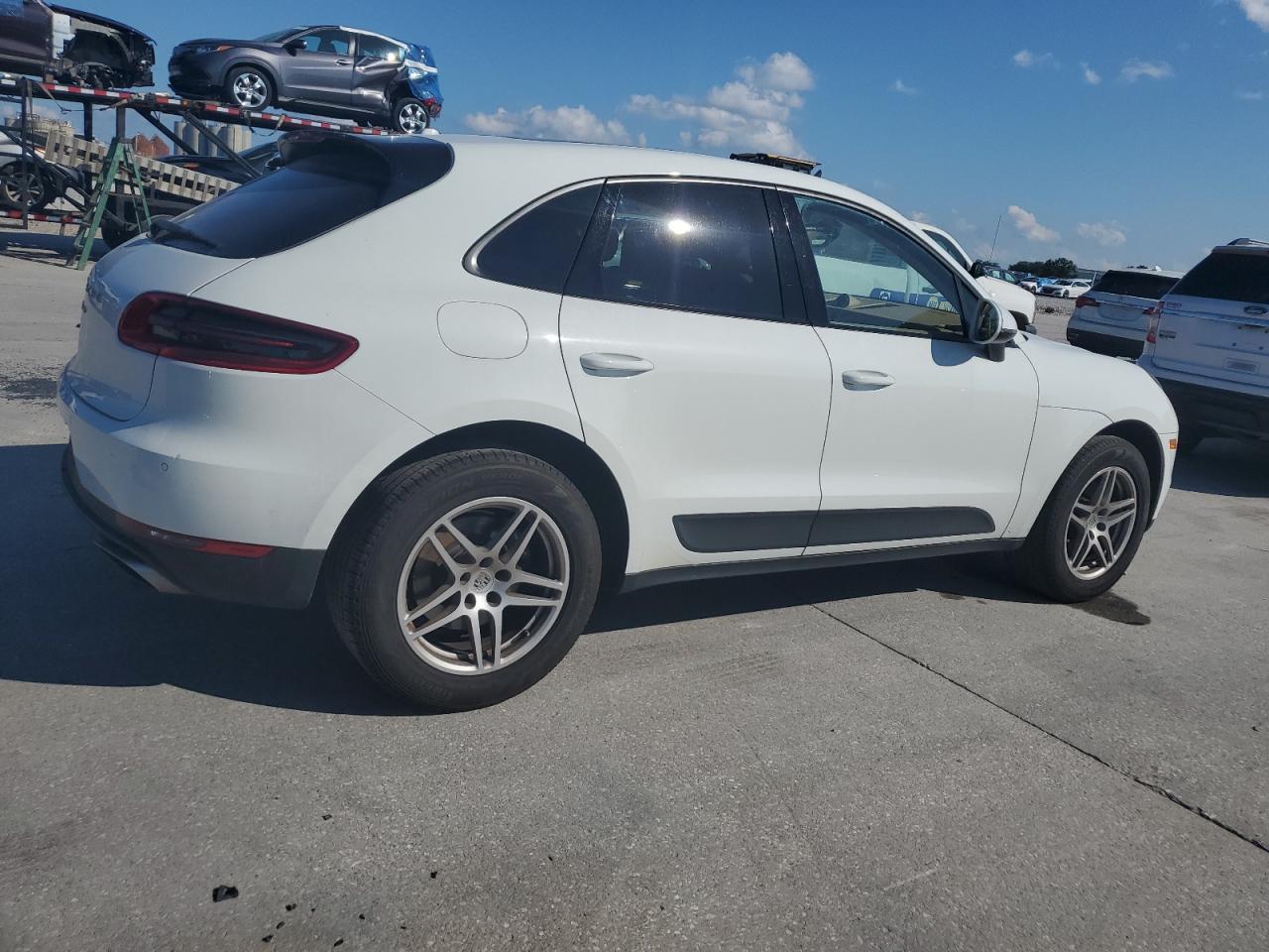 Photo 2 VIN: WP1AA2A52HLB09639 - PORSCHE MACAN 