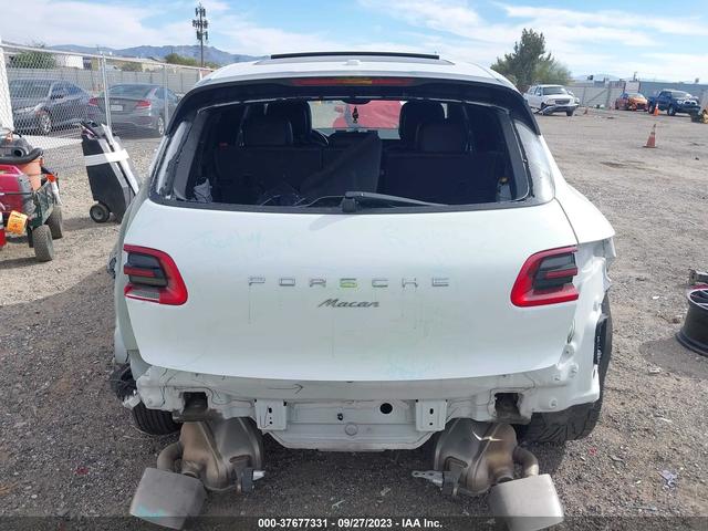 Photo 16 VIN: WP1AA2A52JLB14703 - PORSCHE MACAN 