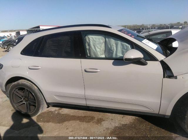 Photo 12 VIN: WP1AA2A52KLB02150 - PORSCHE MACAN 