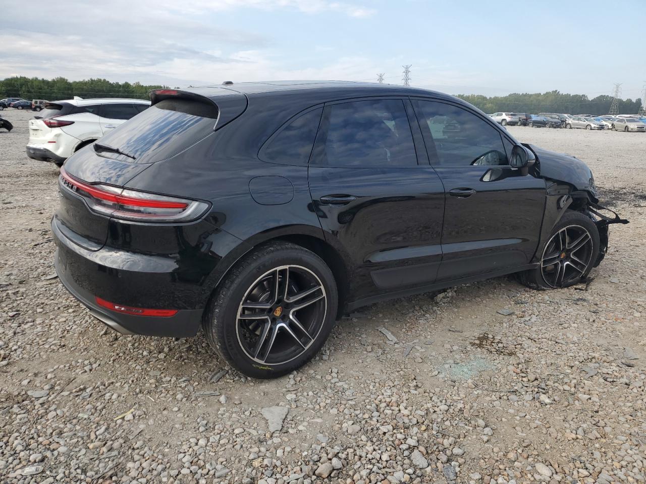 Photo 2 VIN: WP1AA2A53MLB16870 - PORSCHE MACAN 