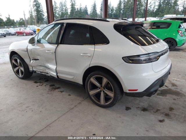 Photo 2 VIN: WP1AA2A53PLB08241 - PORSCHE MACAN 