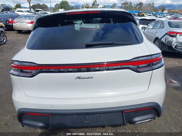 Photo 15 VIN: WP1AA2A54RLB03861 - PORSCHE MACAN 