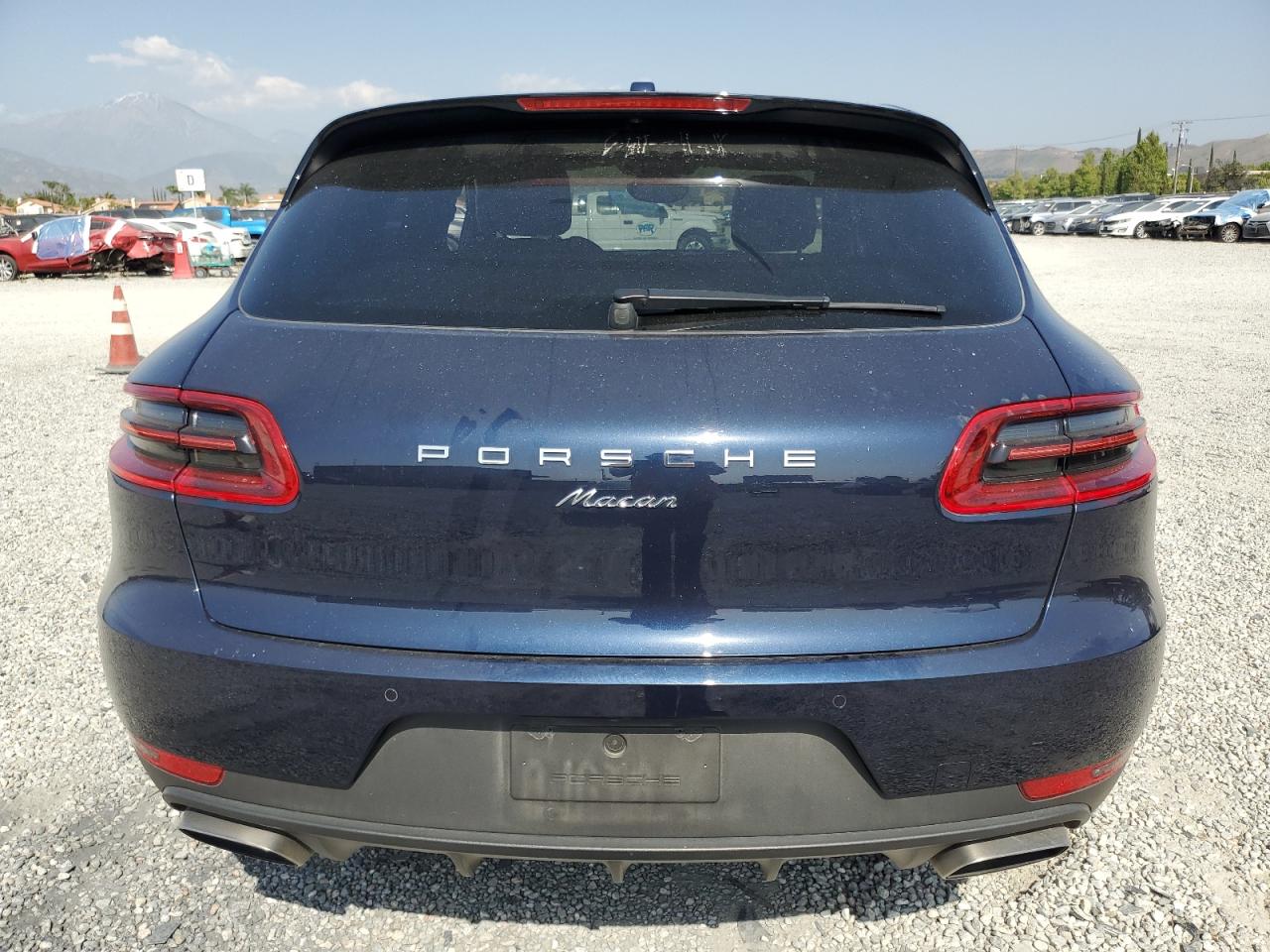 Photo 5 VIN: WP1AA2A56JLB21735 - PORSCHE MACAN 