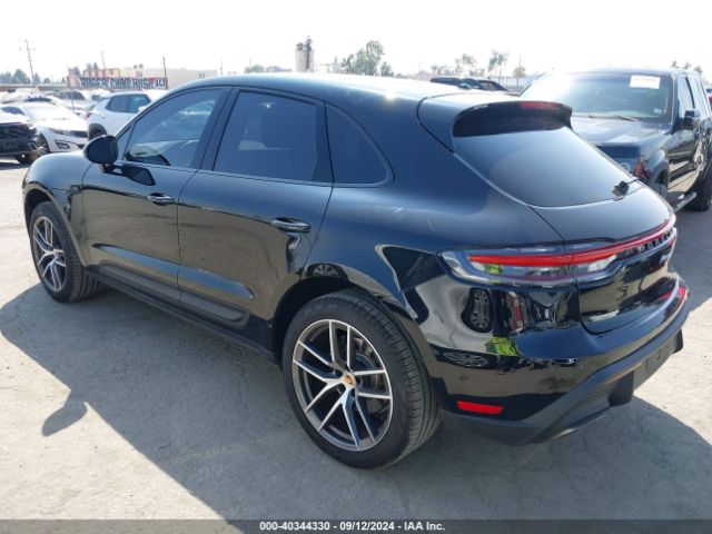 Photo 2 VIN: WP1AA2A56PLB15975 - PORSCHE MACAN 