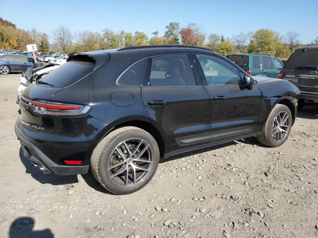 Photo 2 VIN: WP1AA2A56RLB15624 - PORSCHE MACAN BASE 