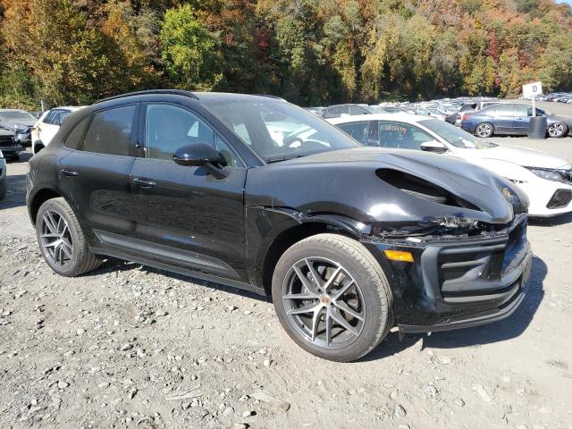 Photo 3 VIN: WP1AA2A56RLB15624 - PORSCHE MACAN BASE 