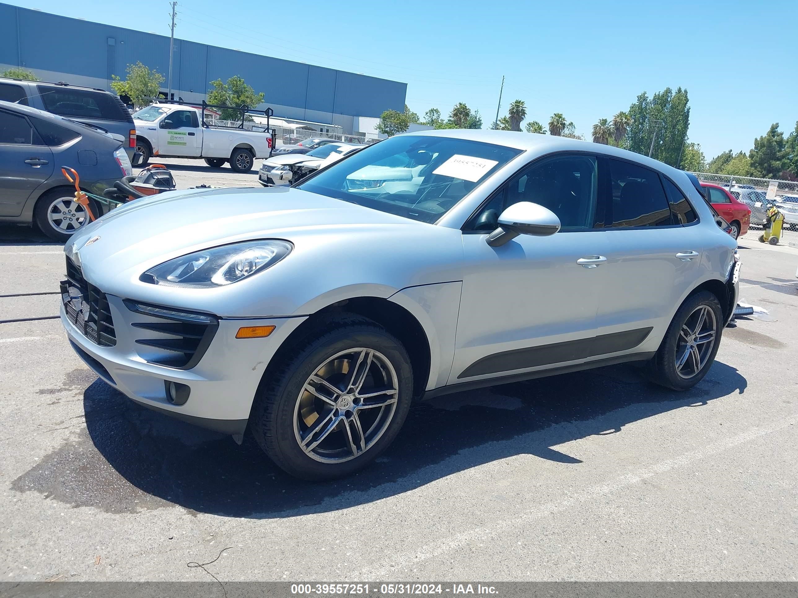 Photo 1 VIN: WP1AA2A57HLB05165 - PORSCHE MACAN 