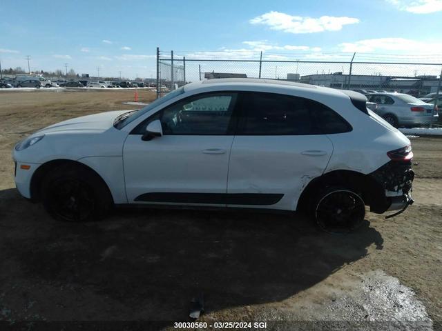 Photo 13 VIN: WP1AA2A57HLB07689 - PORSCHE MACAN 