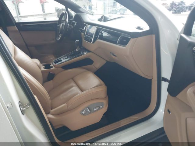 Photo 4 VIN: WP1AA2A58HLB02243 - PORSCHE MACAN 