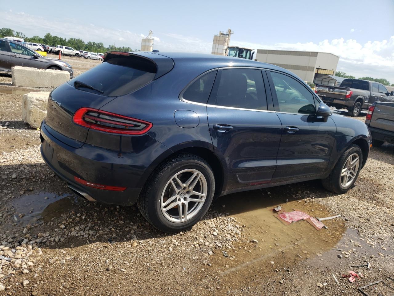 Photo 2 VIN: WP1AA2A58HLB06888 - PORSCHE MACAN 