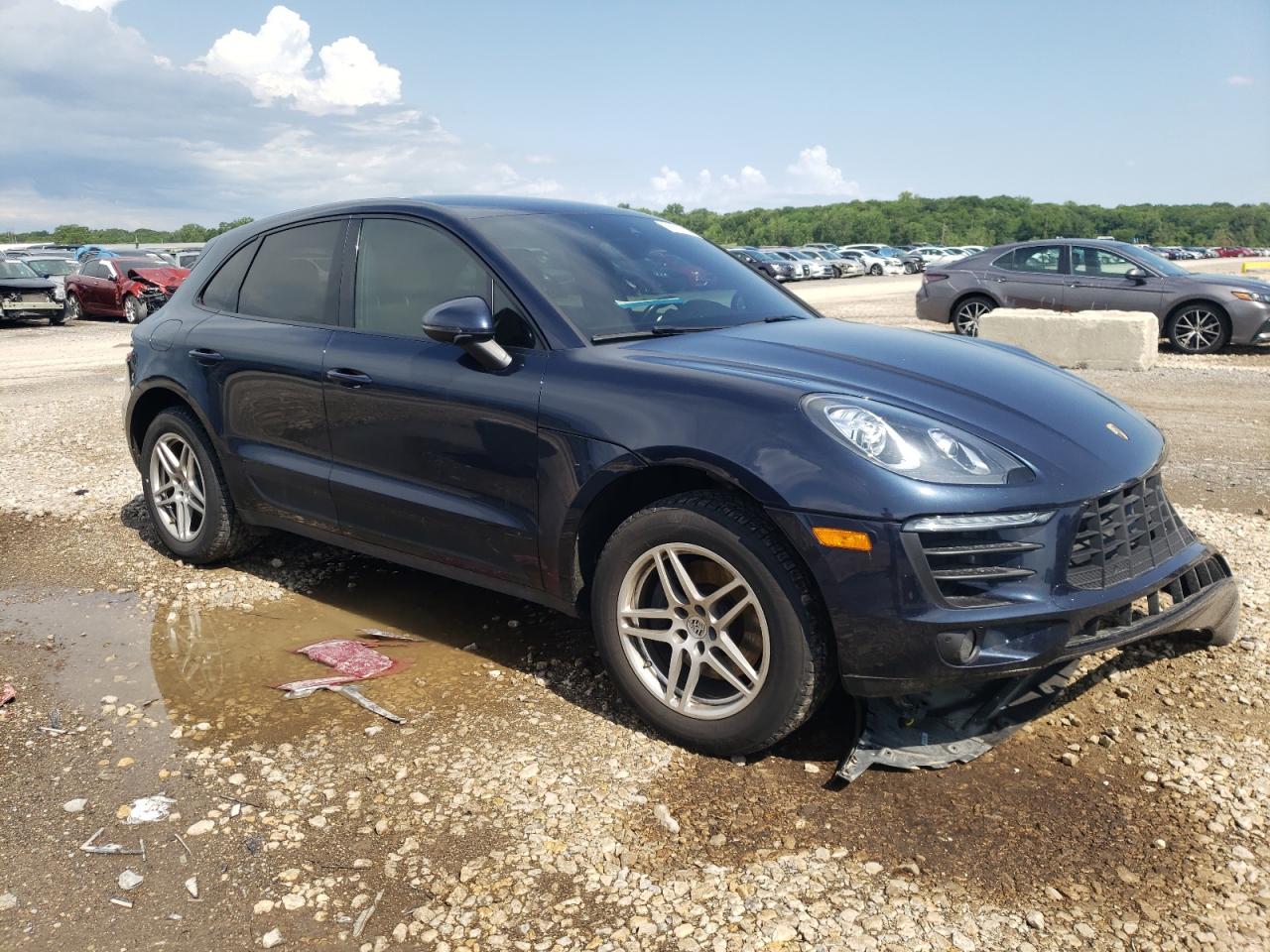 Photo 3 VIN: WP1AA2A58HLB06888 - PORSCHE MACAN 