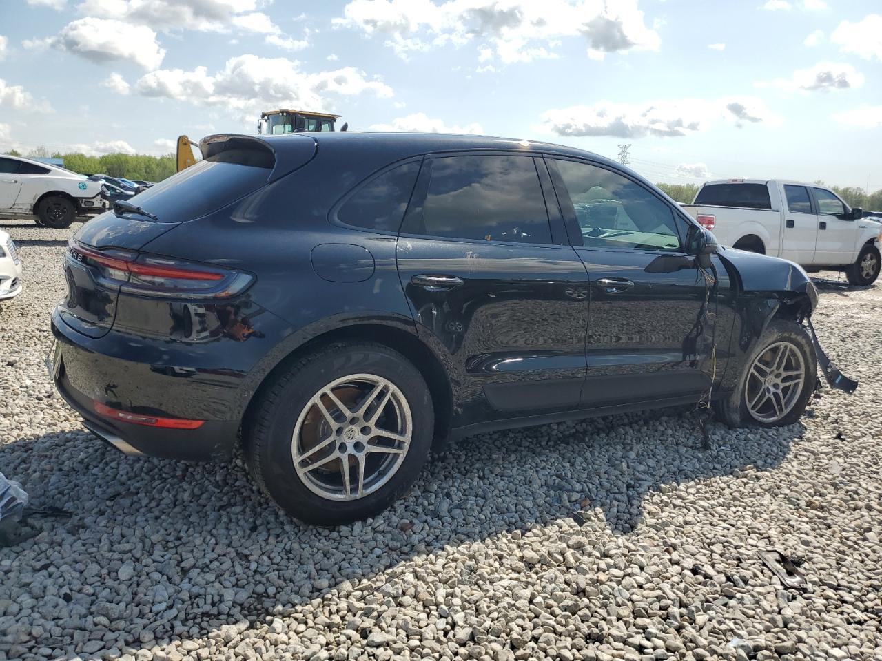 Photo 2 VIN: WP1AA2A58LLB13476 - PORSCHE MACAN 