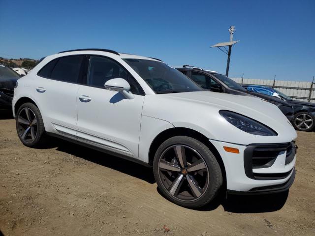 Photo 3 VIN: WP1AA2A58PLB00328 - PORSCHE MACAN BASE 