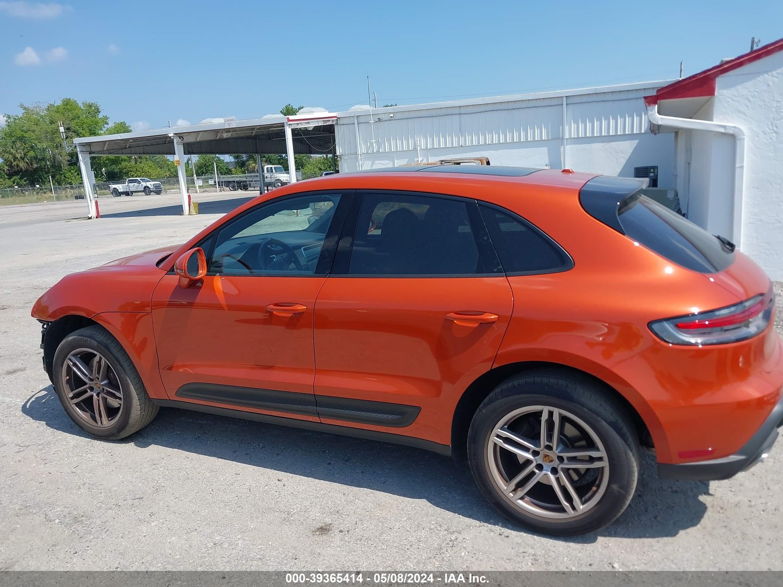 Photo 14 VIN: WP1AA2A58RLB02003 - PORSCHE MACAN 