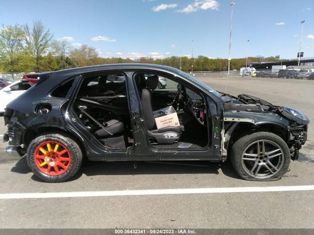 Photo 5 VIN: WP1AA2A59KLB01495 - PORSCHE MACAN 