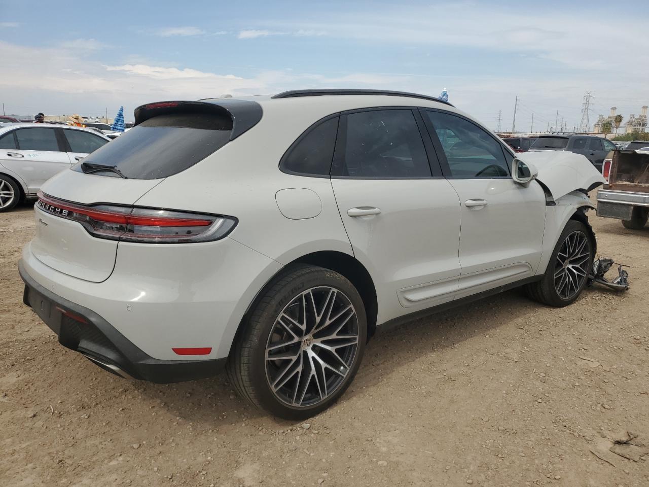 Photo 2 VIN: WP1AA2A59NLB00349 - PORSCHE MACAN 