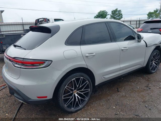 Photo 3 VIN: WP1AA2A59NLB04854 - PORSCHE MACAN 