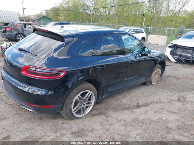 Photo 3 VIN: WP1AA2A5XJLB01942 - PORSCHE MACAN 